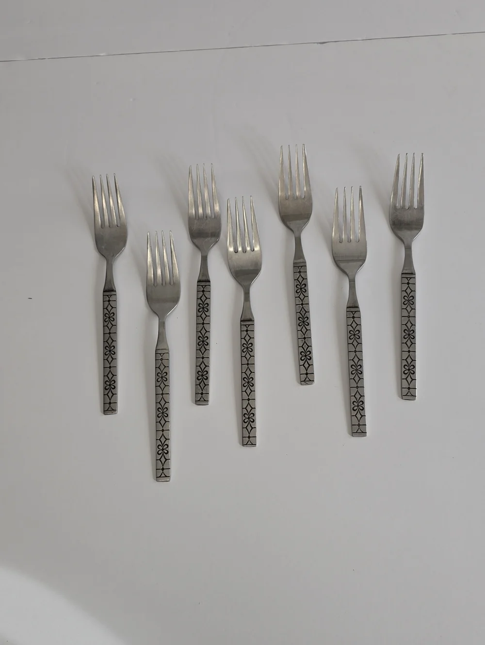Vintage MCM Oneida Northland Stainless Set Of 7 Impulse Dinner Forks 7.5
